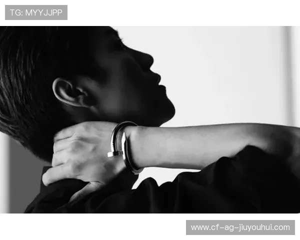 暗灰色系足球照片后期调色完整教程打造低饱和质感运动大片效果